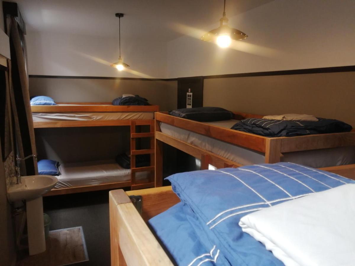 The Duke Hostel Greymouth Exterior photo A room at a youth hostel in Japan