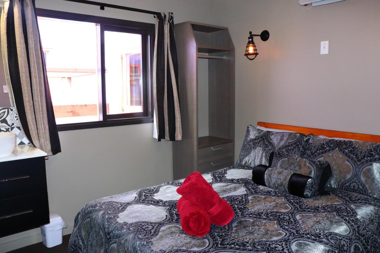 The Duke Hostel Greymouth Exterior photo